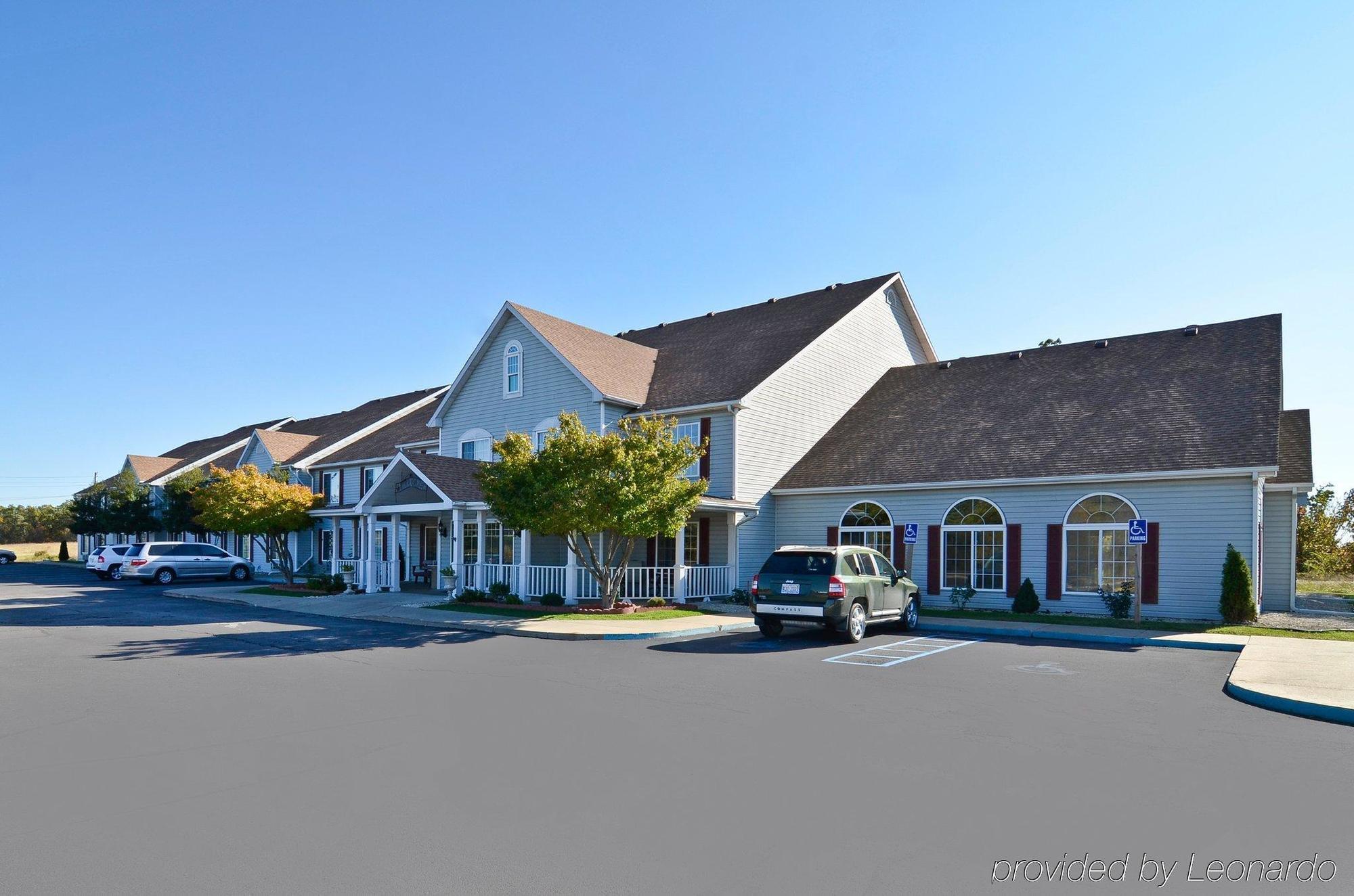 Super 8 By Wyndham Lake Of The Ozarks Eldon Buitenkant foto