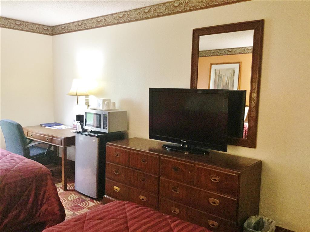 Super 8 By Wyndham Lake Of The Ozarks Eldon Kamer foto