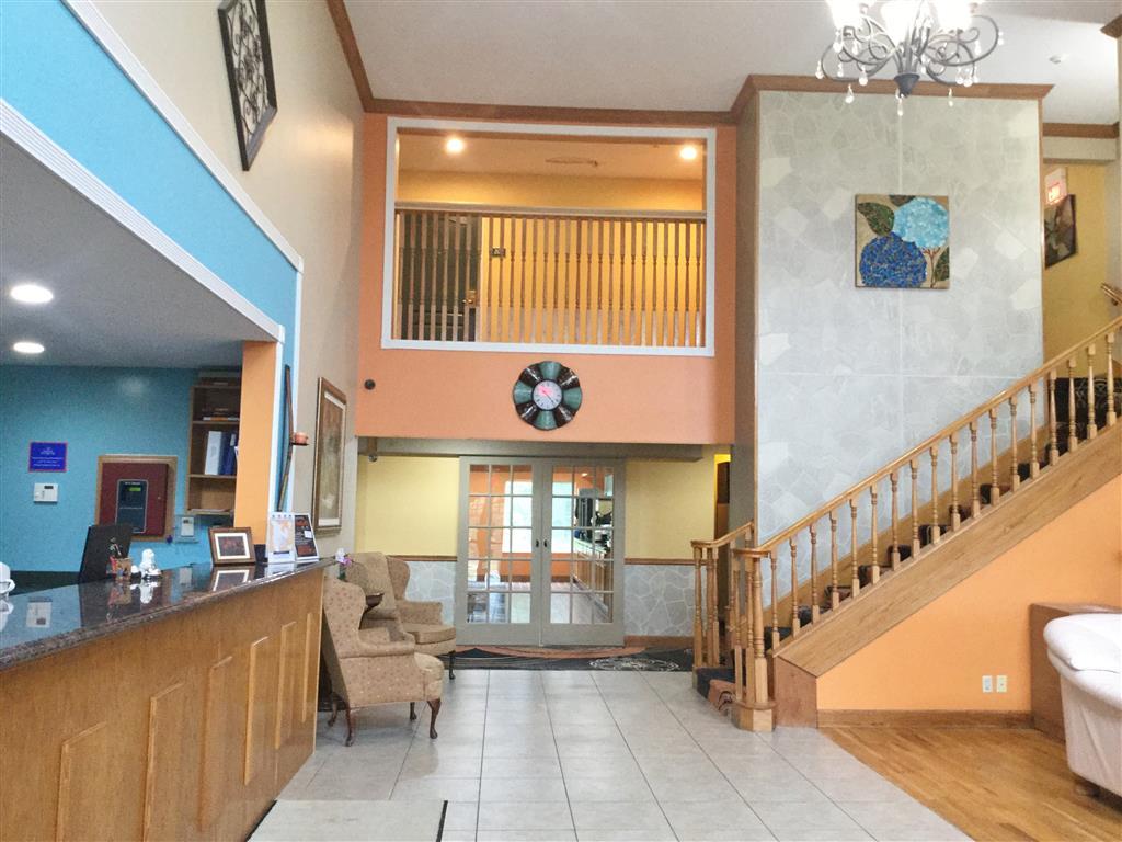 Super 8 By Wyndham Lake Of The Ozarks Eldon Interieur foto
