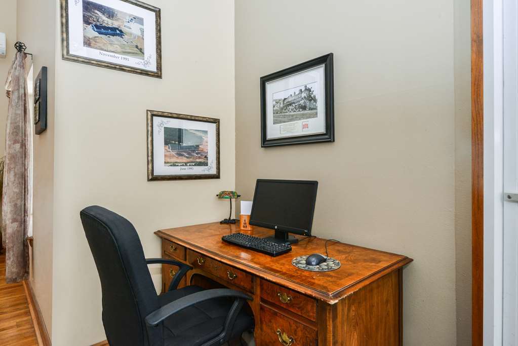 Super 8 By Wyndham Lake Of The Ozarks Eldon Faciliteiten foto